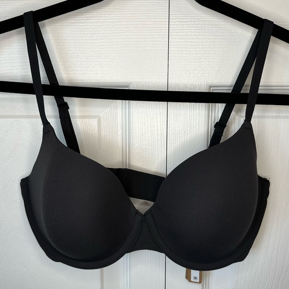 SKIMS Fits Everybody T-shirt Demi Bra Onyx 32DDD - Picture 7 of 9